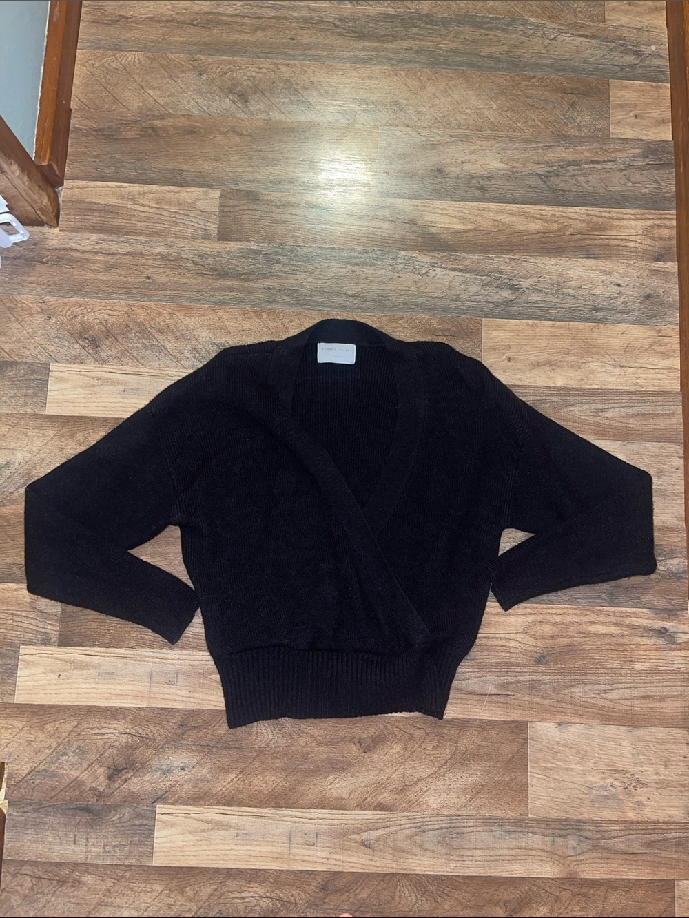 Modern Citizen Black V-Neck Wrap-Style Women's Sweater size Large